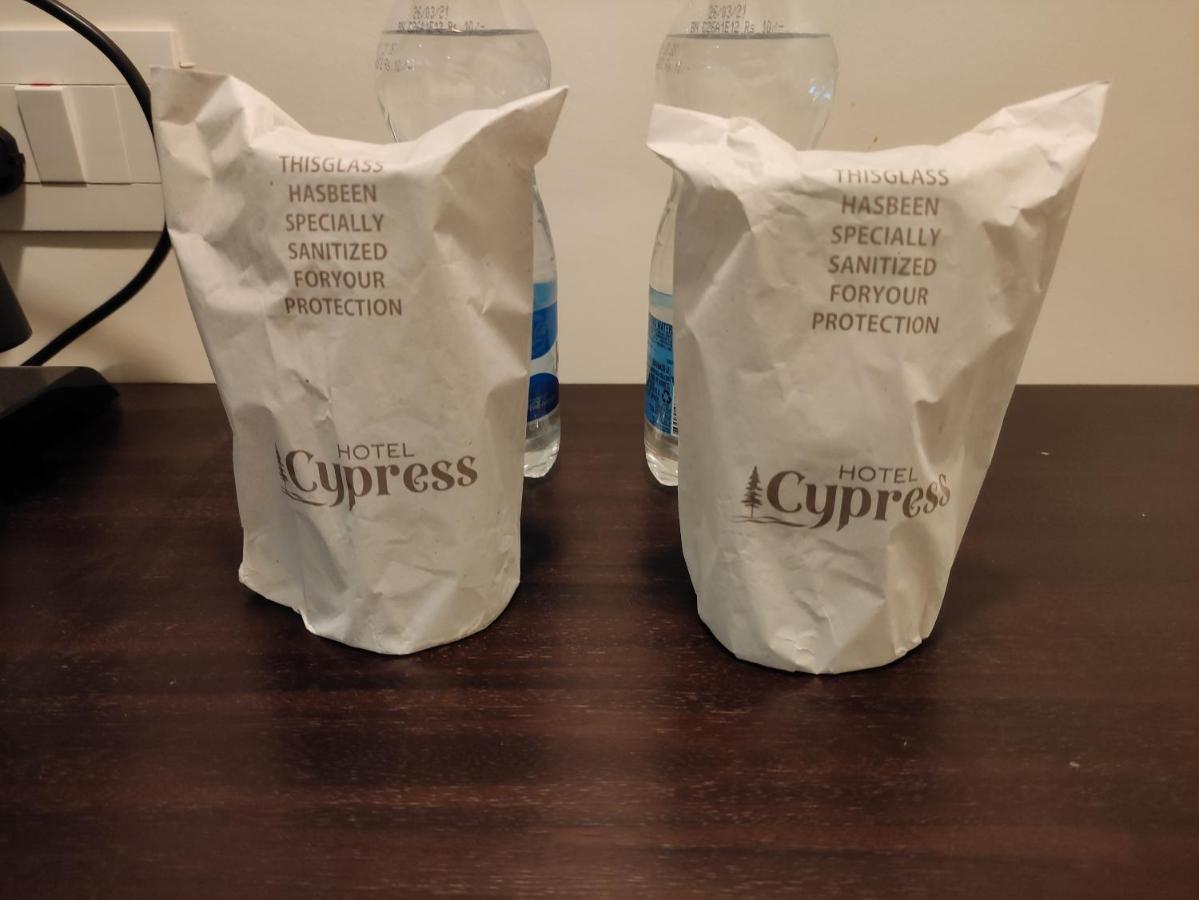 Hotel Cypress Nadiad Ngoại thất bức ảnh